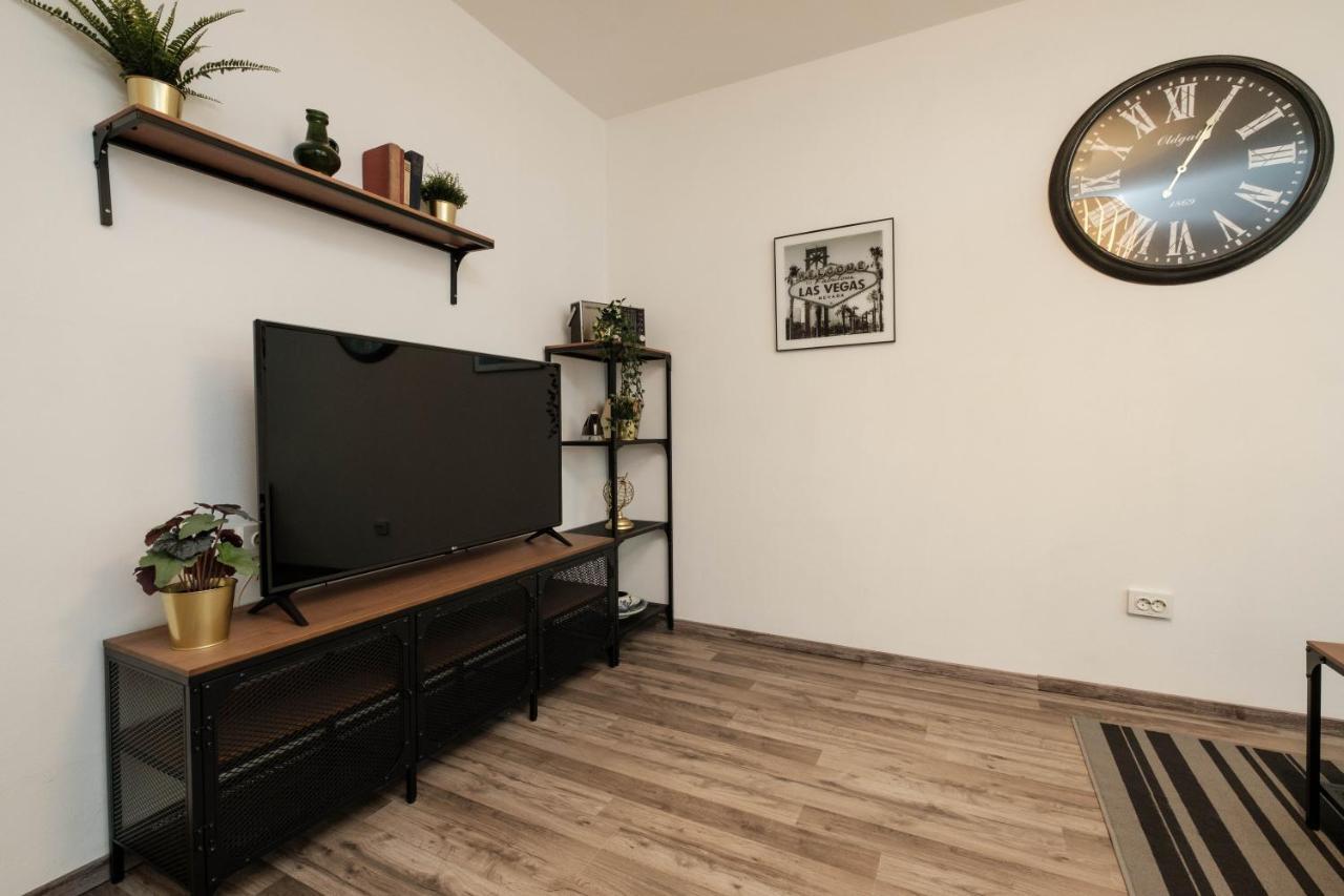 Periva Apartment Загреб Екстериор снимка